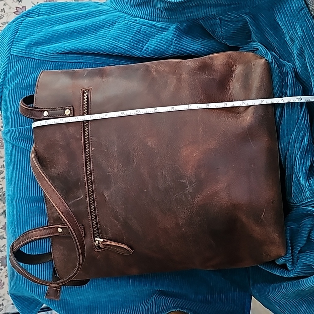 SZONE NWT BROWN DISTRESSED COWHIDE LEATHER BAG